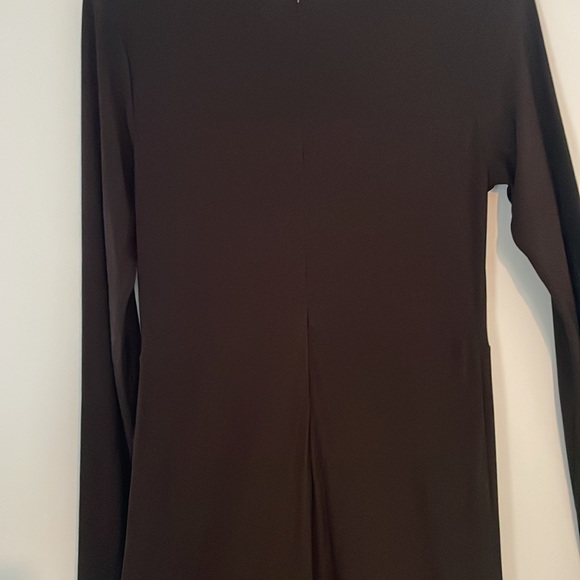 Black dress - Picture 3 of 4